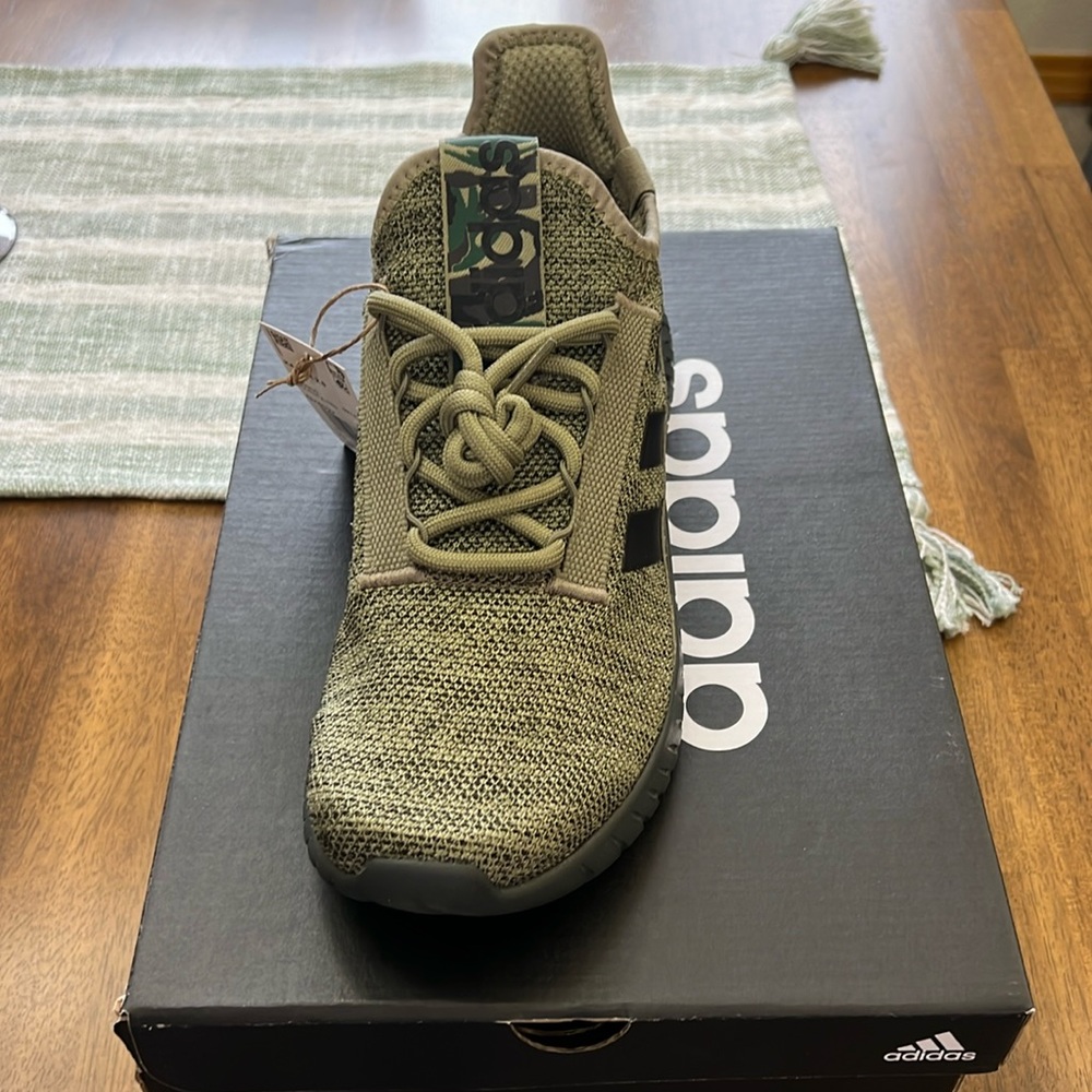 Addidas Men’s Kaptir 2.0 Running Shoe.